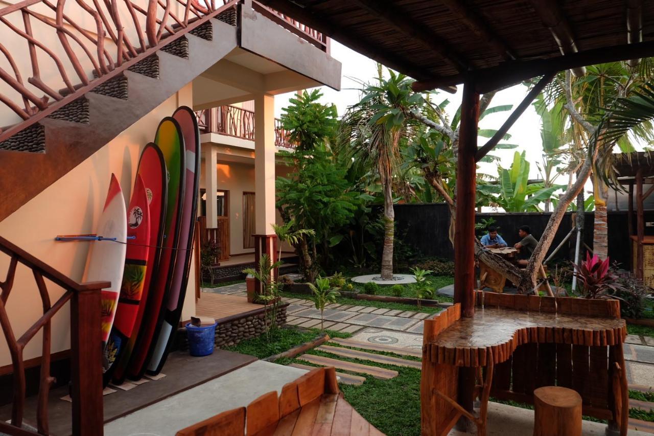 Kelapa Surf Villa ปูลูกาน ภายนอก รูปภาพ