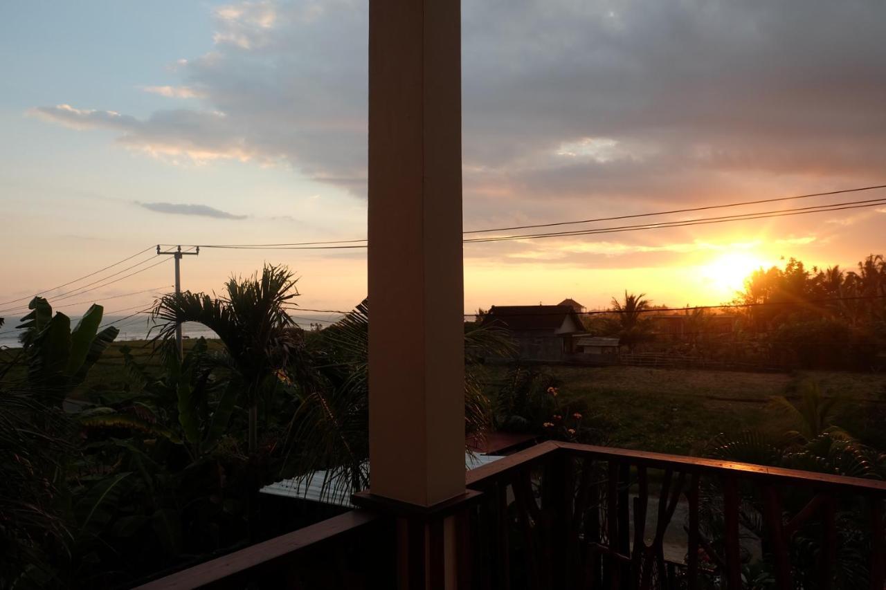 Kelapa Surf Villa ปูลูกาน ภายนอก รูปภาพ
